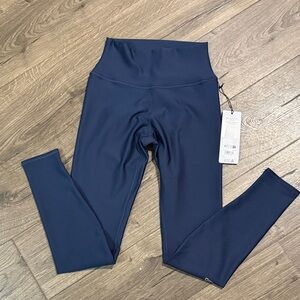 Alo Yoga High-Waist Airlift Legging – Navy – NWT (Size M,M,L)